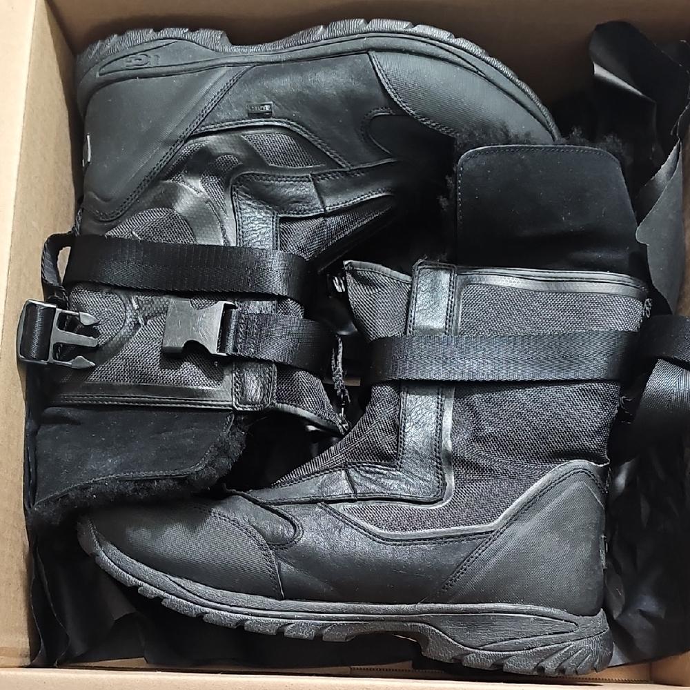 UGG Black Men's Boots
